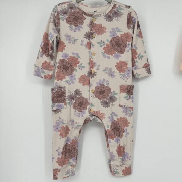 H&M Ribbed Floral Footless Romper and Zip Footie Pajama 9 Months - Picture 2 of 9